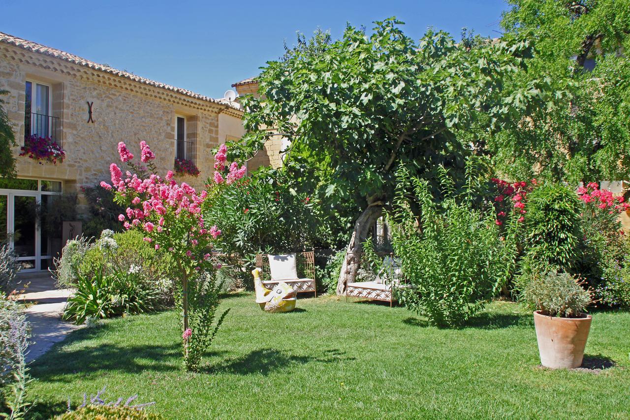 Chambres D'Hotes La Maison De Leonie Collias Εξωτερικό φωτογραφία