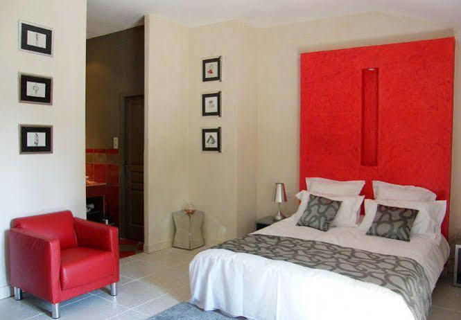 Chambres D'Hotes La Maison De Leonie Collias Εξωτερικό φωτογραφία